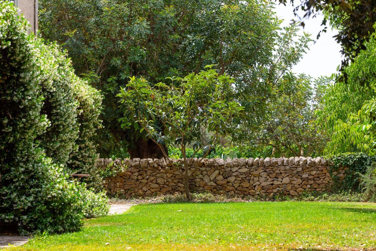 Masseria Baroni Nuovi Villa Bríndisi Exterior foto